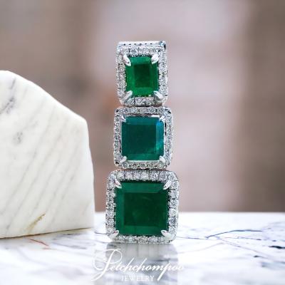 [28977] Colombia emerald with diamond pendant  39,000 