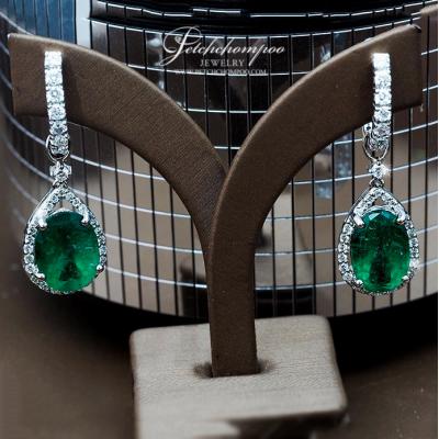 [021033] Co lum bia Emerald Earring  359,000 