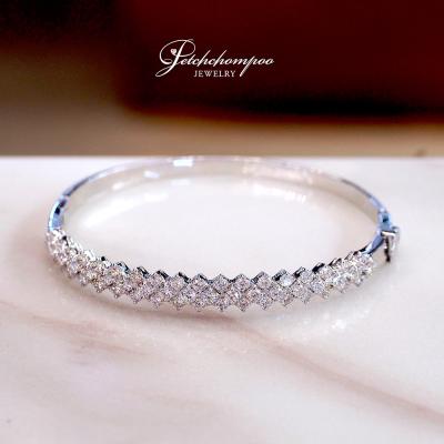[28052] Diamond bracelet 2.32 carats  139,000 