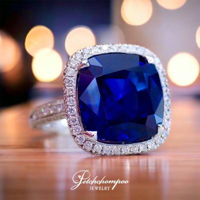 [016567] Siam Blue sapphire ring, TOP color  1,990,000 