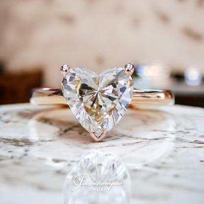 [28831] 2.18 carat heart shape diamond ring Discount 269,000