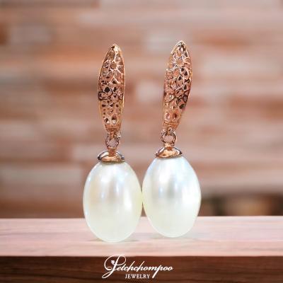 [27139] pearl earrings with diamonds  19,000 