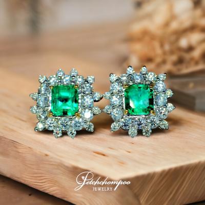 [024200] Emerald and diamond earring  159,000 