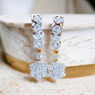 [28312] diamond earrings, 2.10 carats  89,000 