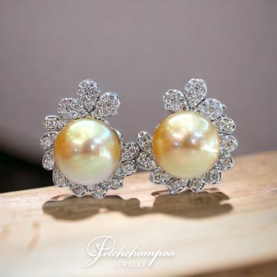 [26233] Golden Southsea Pearl with Diamond Earring  79,000 