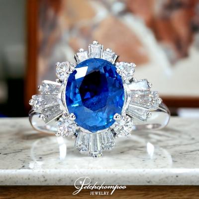 [28210] Ceylon sapphire ring, 3.52 carats,  79,000 