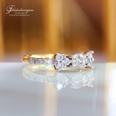 [007628] Diamond Ring with 0.20 carat Discount 29,000