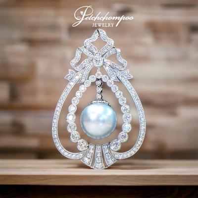 [26366] Southsea pearl with diamond pendant  229,000 
