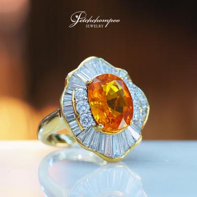 [28550] Yellow Saphire ring with diamonds  79,000 