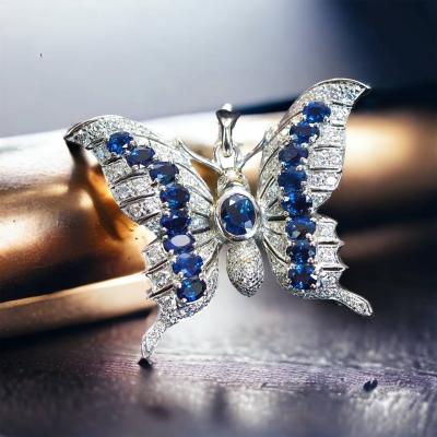 [017376] Butterfly Pendant with Diamond and Sapphire Discount 189,000