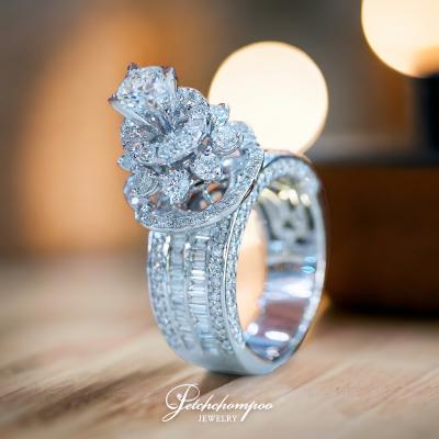 [28578] GIA certified diamond ring, 2.98 carats  149,000 