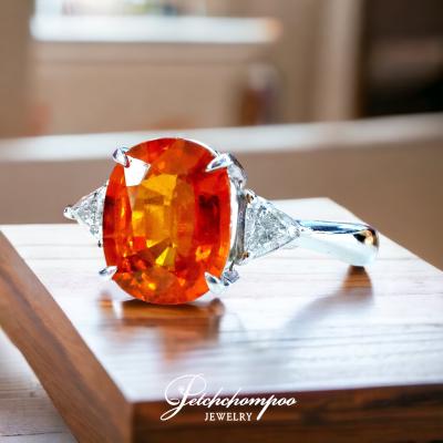 [021856] Yellow Sapphire Ring with Diamond  129,000 