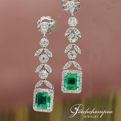 [26306] Emerald and diamond Earring  99,000 