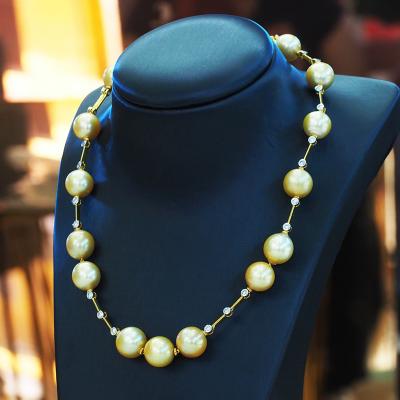 [28574] Golden Southsea pearl necklace with diamonds  189,000 