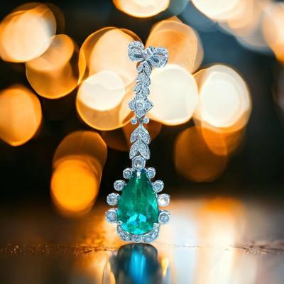 [27201] Colombian emerald pendant with diamonds  69,000 