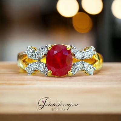 [018645] แหวนทับทิมพม่าฝังเพชร ลดราคาเหลือ 39,000