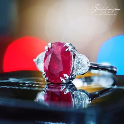 [024014] 3.28 Carat Mozambique ruby with diamond ring Discount 99,000