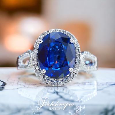 [28921] Blue sapphire with diamond ring  79,000 