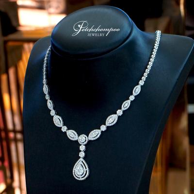 [28278] diamond necklace, 3.84 carats.  199,000 