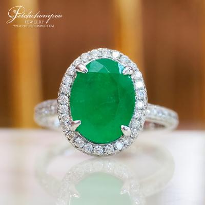 [017272] Emerald4.94 cts & diamond ring  79,000 