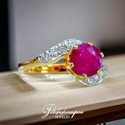 [27902] Burmese ruby ring with diamonds  29,000 