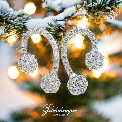 [28504] Diamond flower earrings, 1.20 carats  39,000 