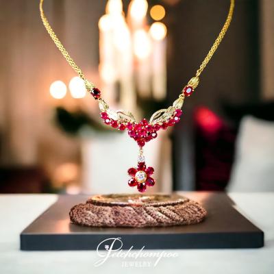 [018432] Gold necklace with diamonds and  Ruby  79,000 