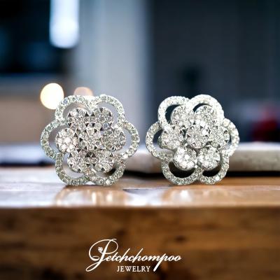 [022541] Flower Diamond earrings  59,000 