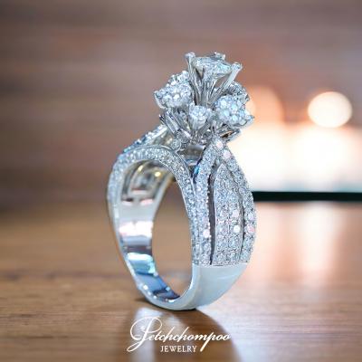 [28577] diamond ring, 2.22 carats  99,000 