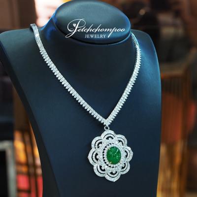 [28280] V Shape diamond necklace with Burmese jade pendant 3 in1  439,000 