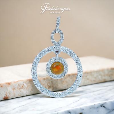 [29116] Opal and diamond pendant  39,000 