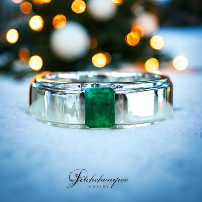[28457] Men's ring with Zambia emerald, 0.83 carat  59,000 