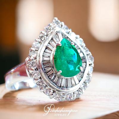 [024890] Emerald and diamond ring  79,000 