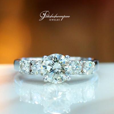 [28696] 0.87 carat center diamond ring Discount 89,000