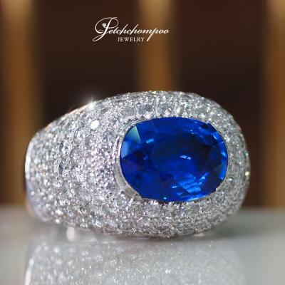[26947] Blue Sapphire with diamond Ring  590,000 