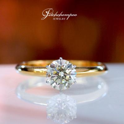 [27988] GIA certified diamond ring, 0.90 carat Discount 79,000